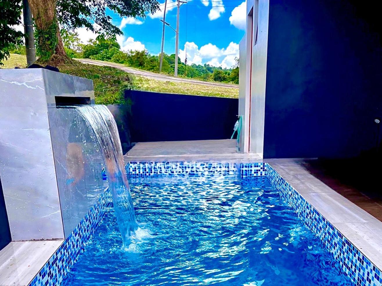 Overlooking Staycation At Sandari Batulao Tagaytay City Exterior photo